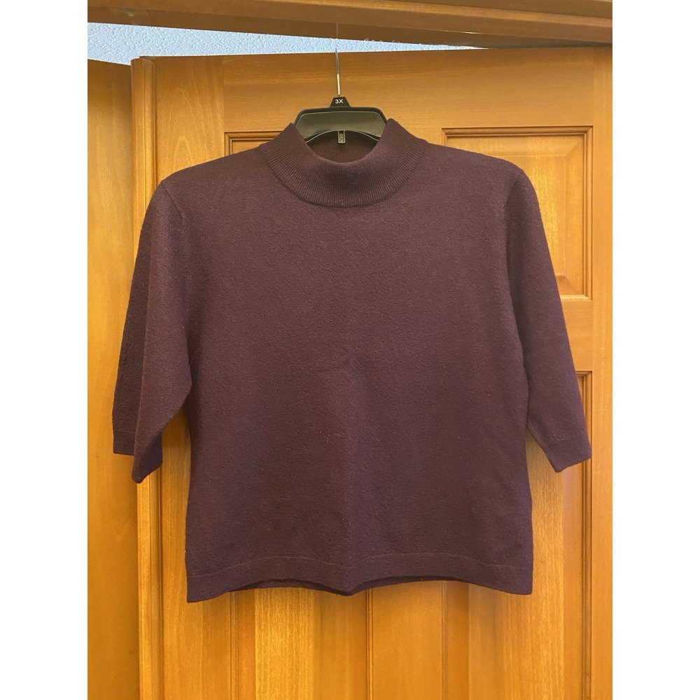 Women's Sweater 100% wool Vtg Vrikke Purple Large Mock Neck Mature Classic
